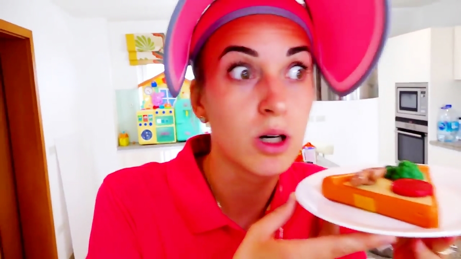 داستان های ولاد و نیکی Vlad and Niki - قسمت 62 - رانندگی در کافه